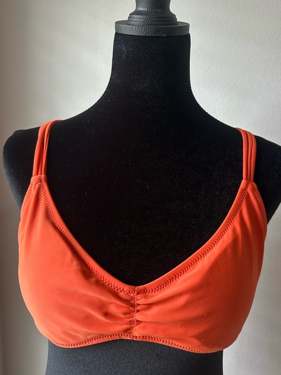 Other - Women's Orange Volcom Bikini Top👙🍊